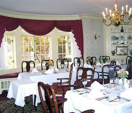 סגינאו Montague Inn מסעדה תמונה