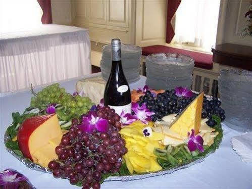 סגינאו Montague Inn מראה חיצוני תמונה